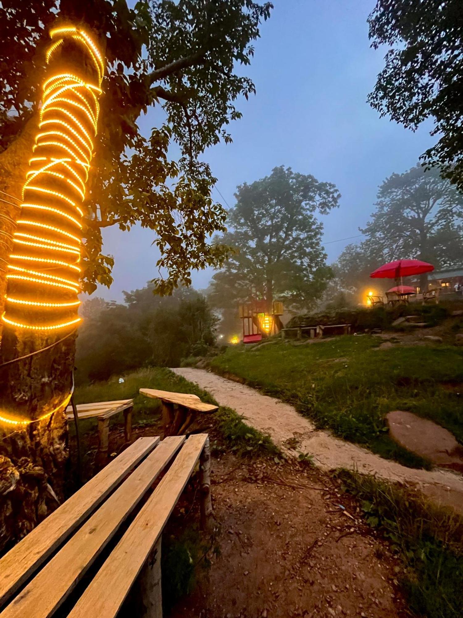 Misty Peaks Resort 무레 외부 사진