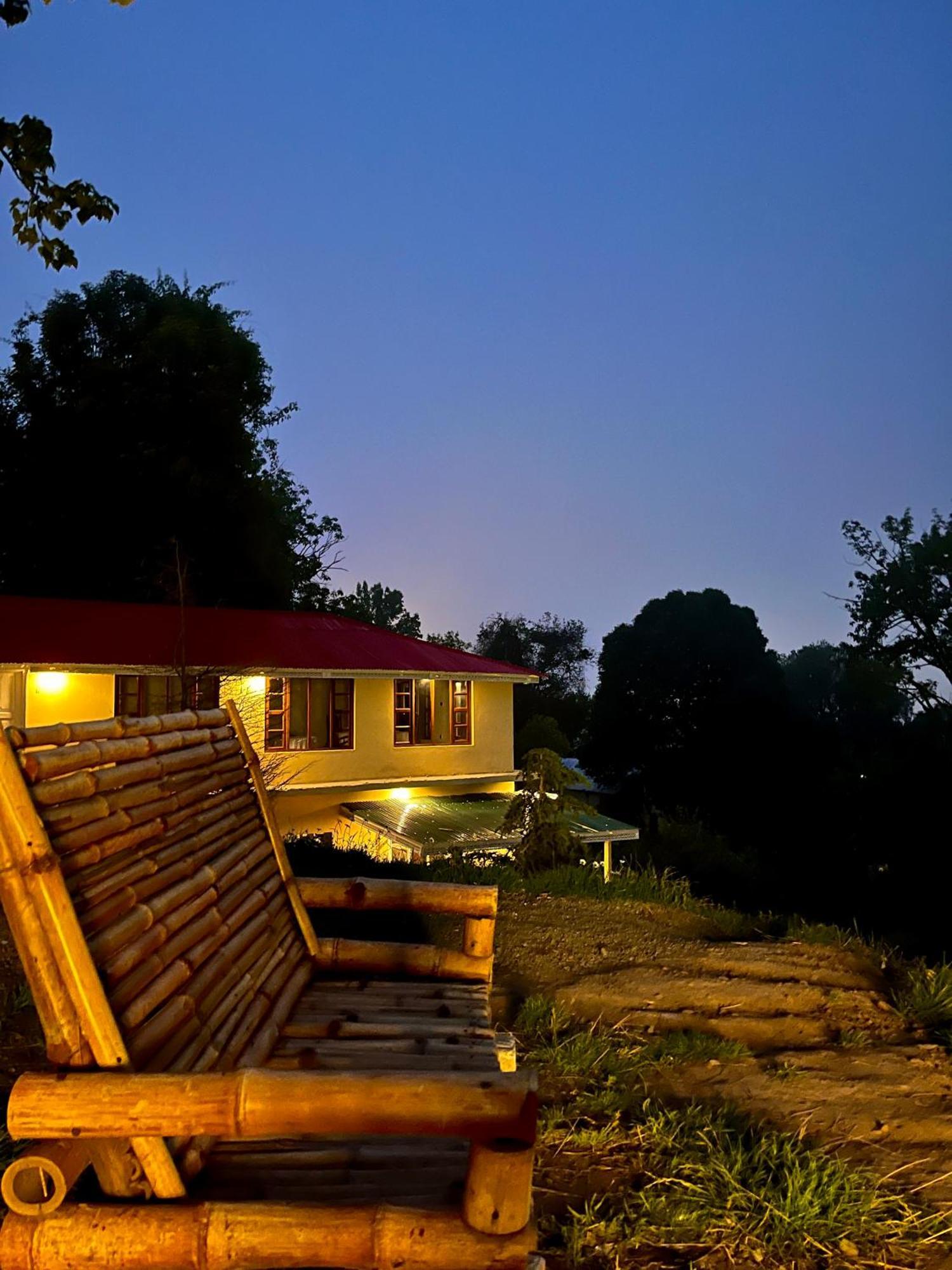 Misty Peaks Resort 무레 외부 사진
