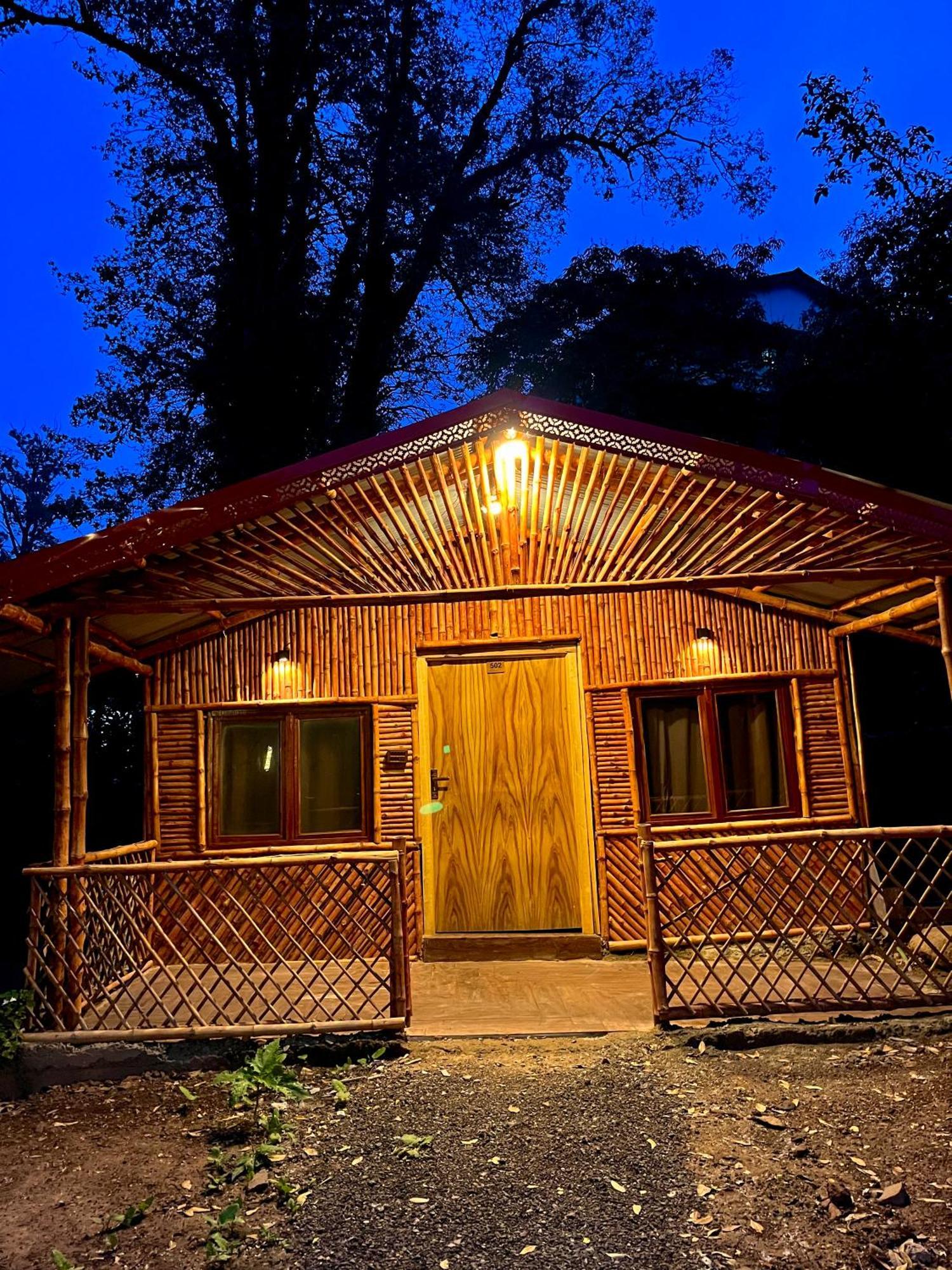 Misty Peaks Resort 무레 외부 사진